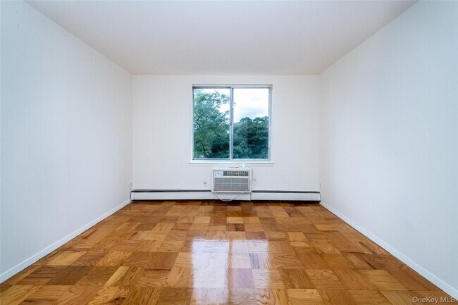 Foto del edificio - 125 Lake St