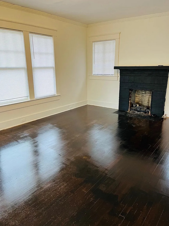 Foto del edificio - 2307 22nd St