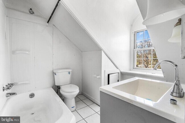 Foto del edificio - 4908 Germantown Ave