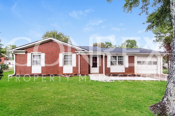Primary Photo - Charming Piedmont Home