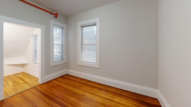 Building Photo - 3147 Washington St