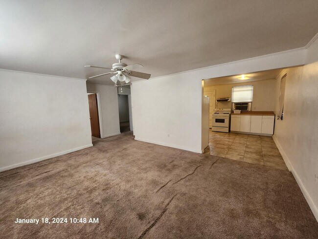 Building Photo - 104 Harbeson Ave SE