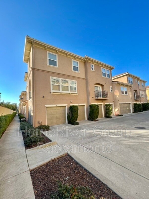 Building Photo - 4800 Westlake Pkwy