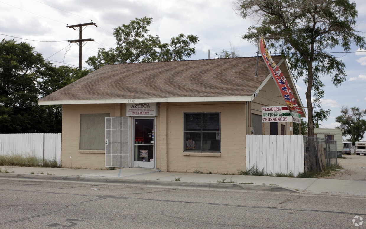 11398 Bartlett Ave - 11398 B Bartlett Ave