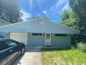 Building Photo - 414 Sherry Dr