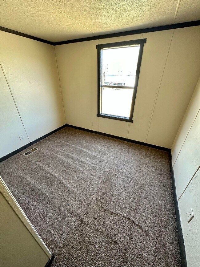 Foto del edificio - 3 Bedroom in great community in Woodward!