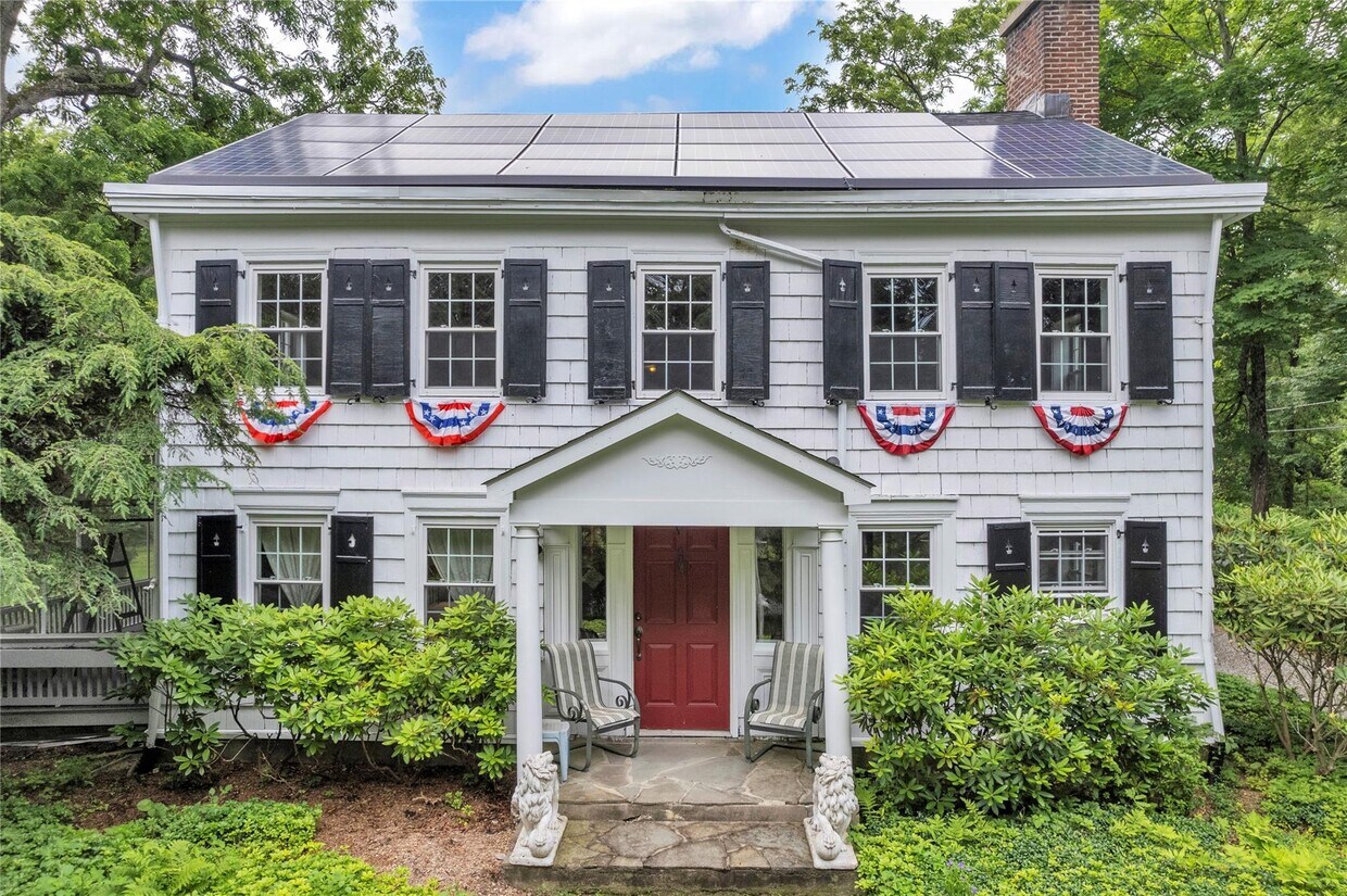 Primary Photo - 115 Turk Hill Rd