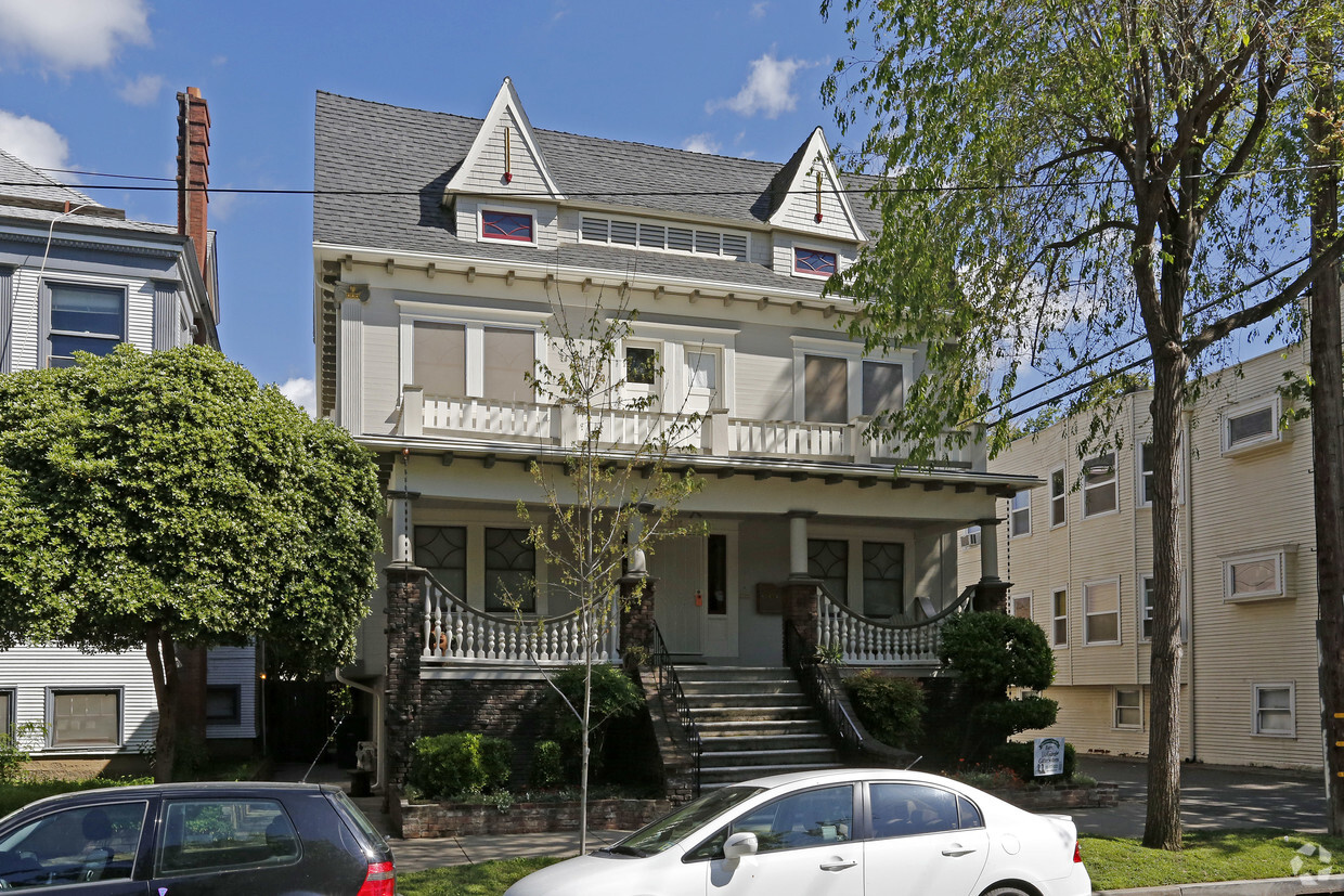 Foto principal - 715 17th St