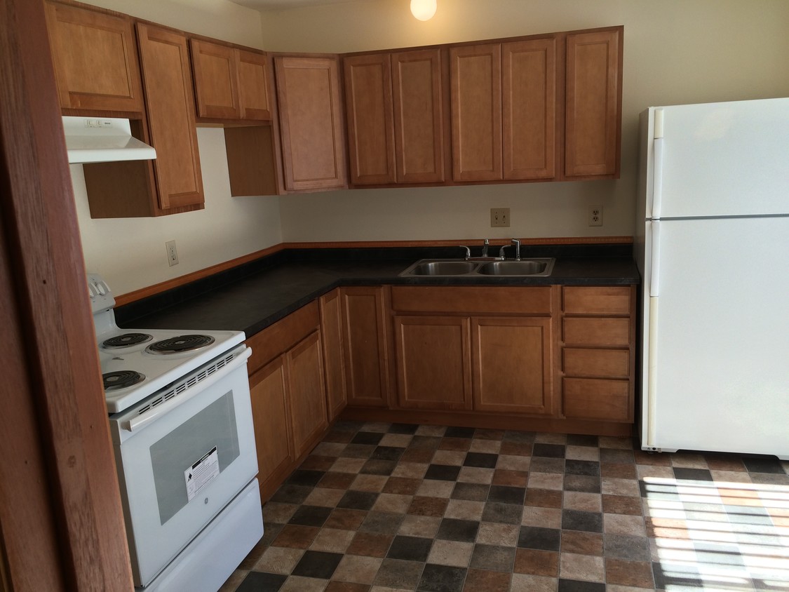 56 N Lakewood Garden Ln, Madison, WI 53704 Townhouse for Rent in