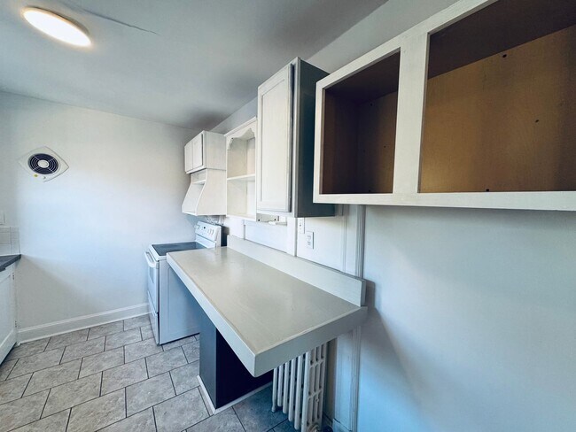 Foto del edificio - 1104 Toledo Ave