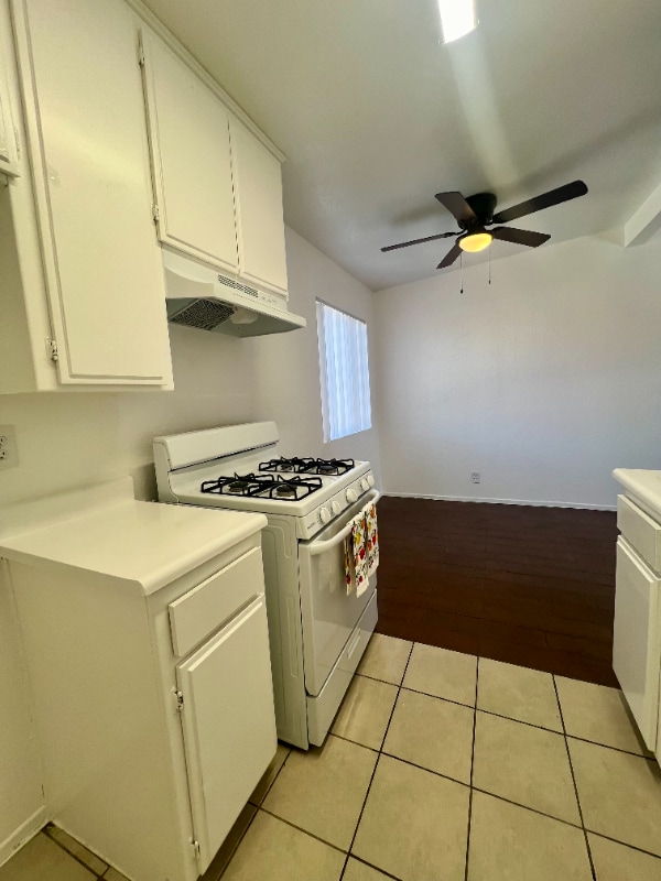 Building Photo - 38561 11th St E