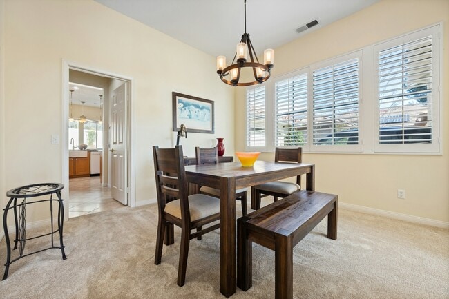 Foto del edificio - 710 Greyfield Ct