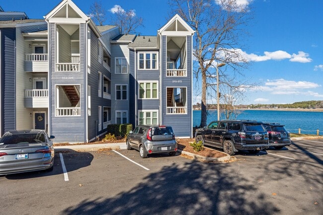 Photo - 372 Northwest Dr Townhome