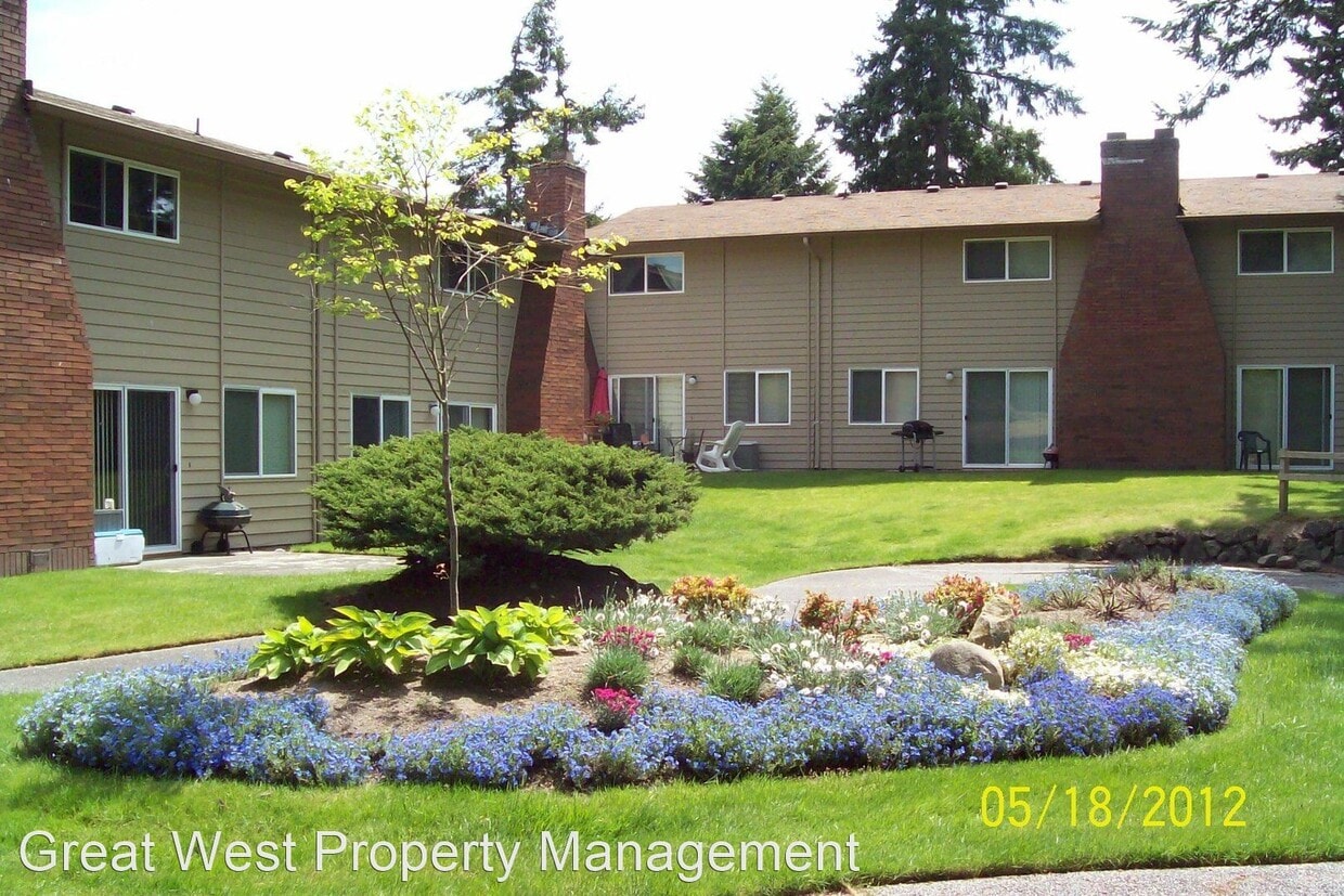Primary Photo - 7523 44th St W