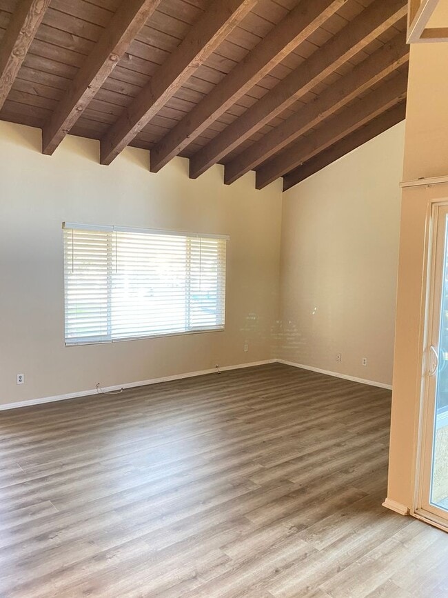 Building Photo - 2638 Phipps Ave