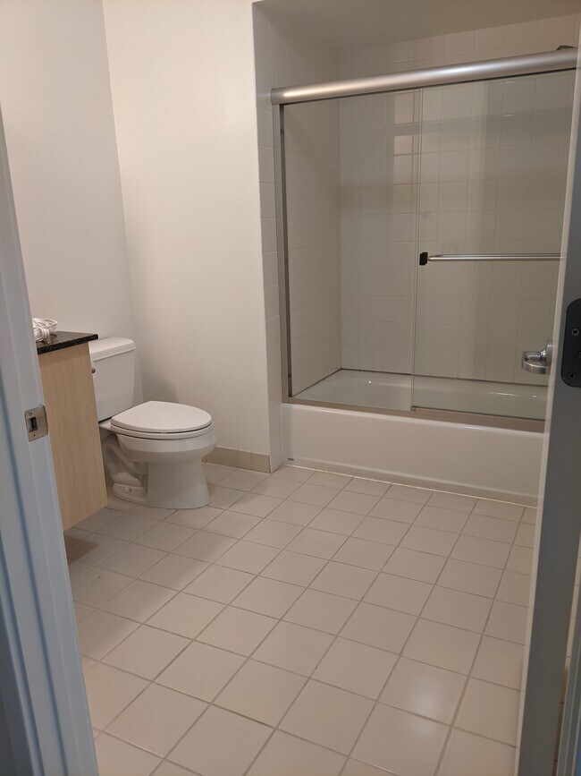 Bathroom - 1 Mandalay Plz