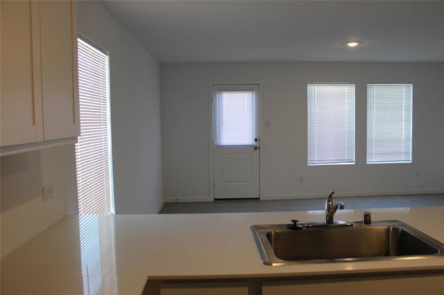 Foto del edificio - 4048 Arklow St