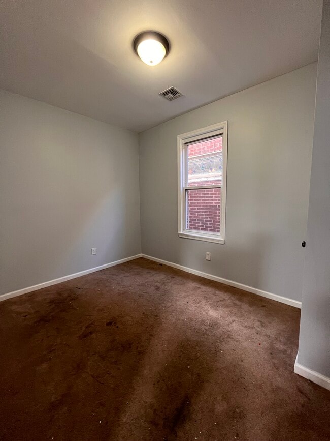 Unit 2 - 41 Randolph Ave