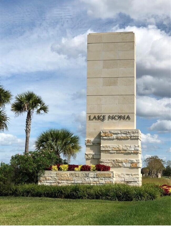 Entrada principal - 10103 Stratford Pointe Ave