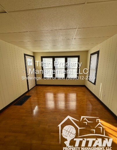 Foto del edificio - 822 S Commercial St