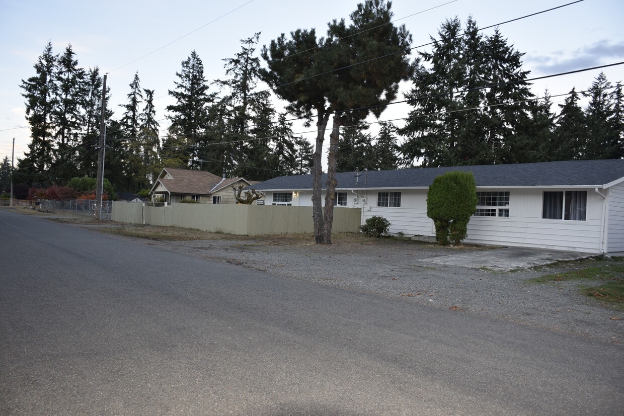 10417 Wilkeson St S Unit 10417, WA 98444 Condo for Rent in WA