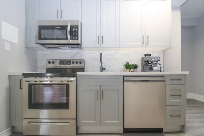Building Photo - Stylish 2 Bedroom Apartment – All Utilities & Parking Included – $2,049/month