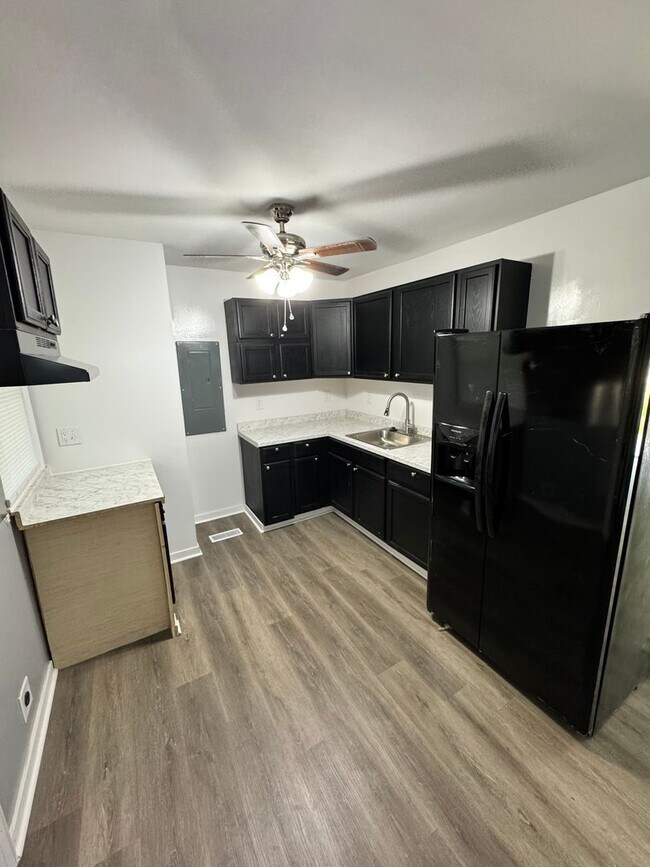 Foto del edificio - 4214 Fayette Cir
