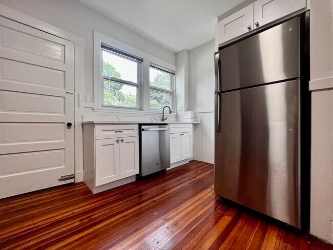 Foto del edificio - 281 Highland Ave