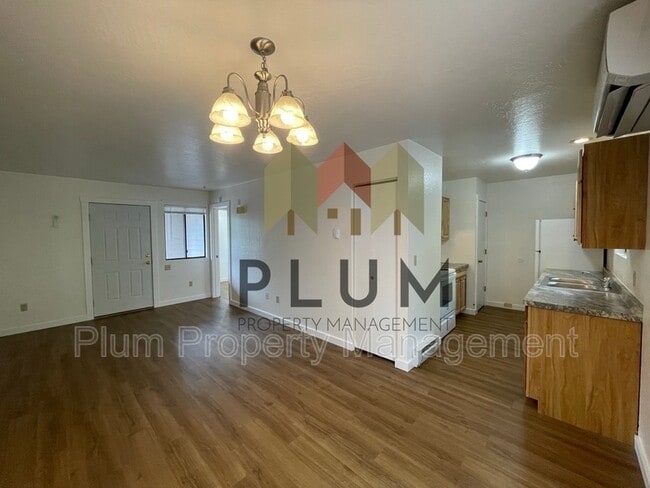 Building Photo - 1957 S 8th St W