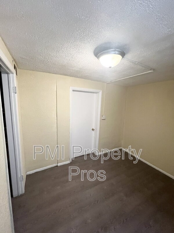 Building Photo - 2217A S 19th St