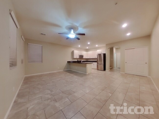 Building Photo - 12570 W Mazatzal Dr