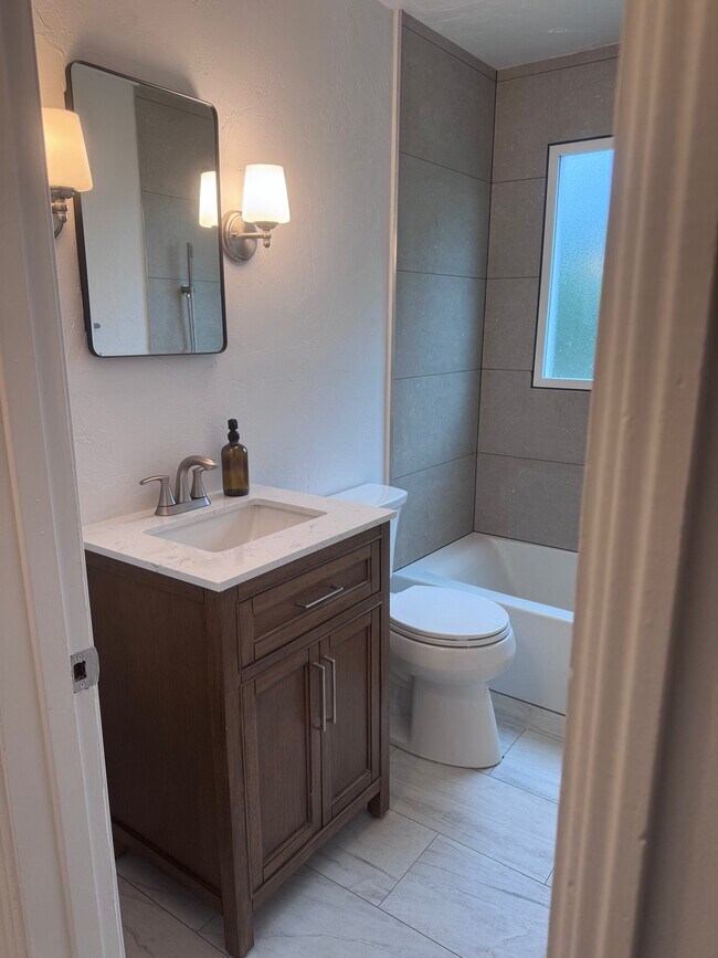 Foto del edificio - 720 6th St