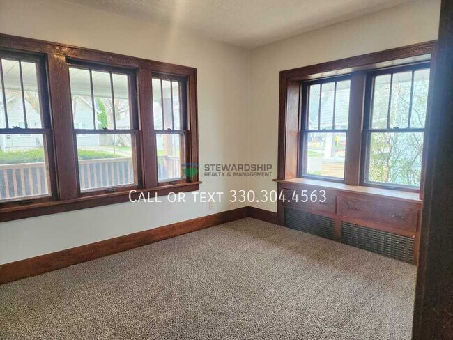 Foto del edificio - 623 Cole Ave