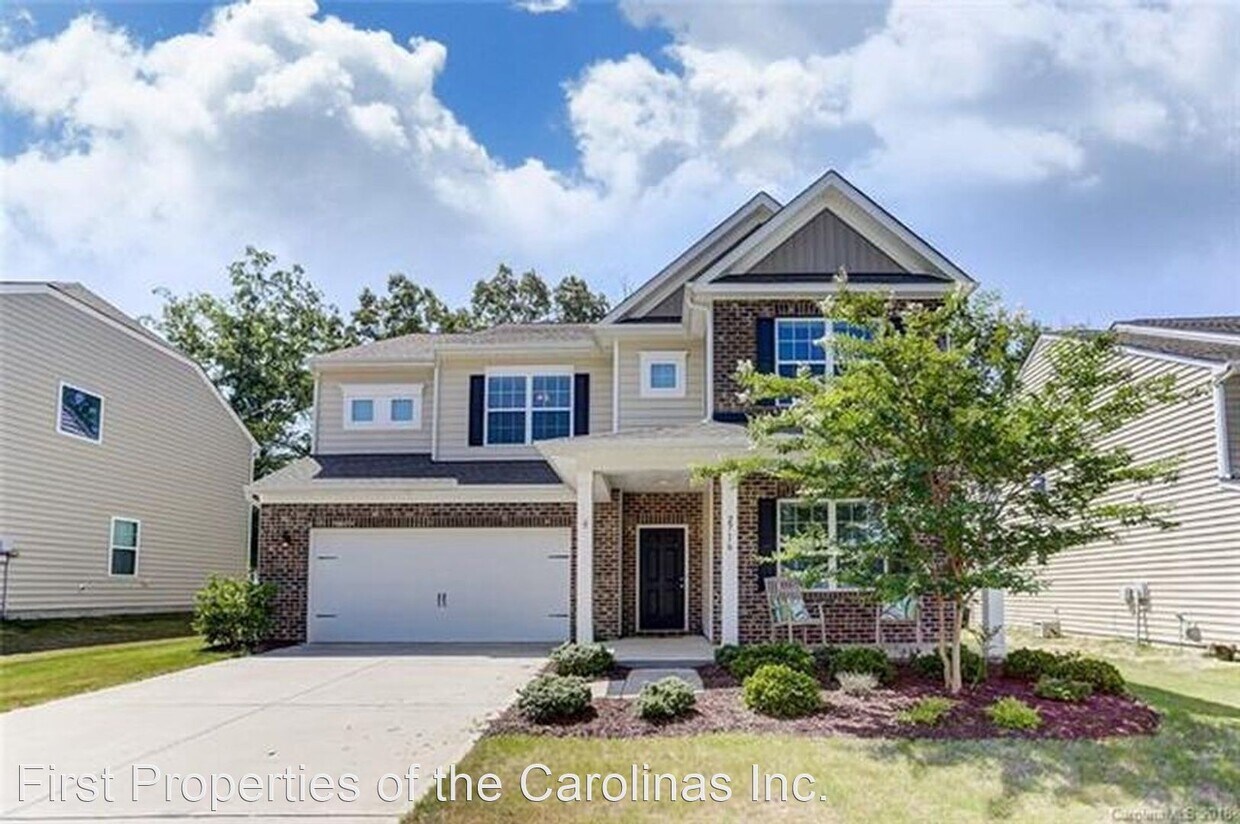 Primary Photo - 5 br, 3.5 bath House - 2716 Lawson Dr.