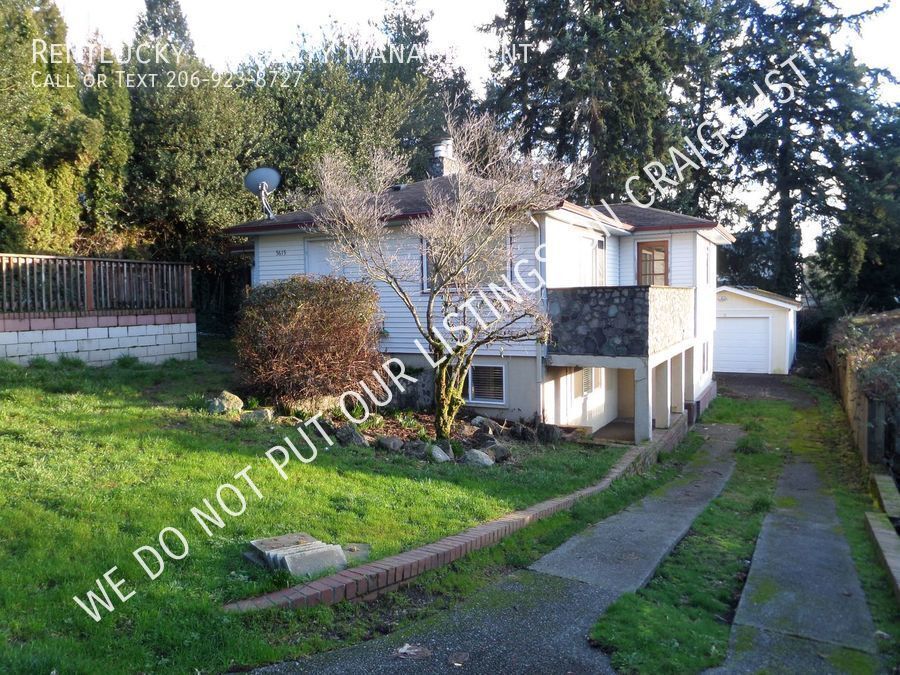 Primary Photo - Unique and Cool! Large, Updated 4-bedroom ...