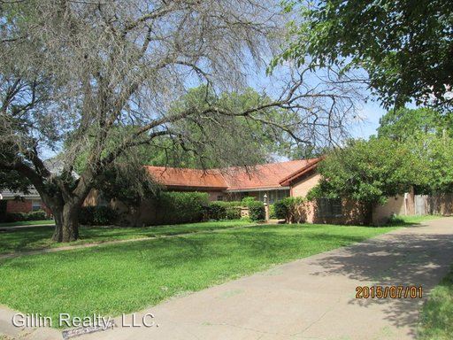 Building Photo - 1234 Tanglewood Dr