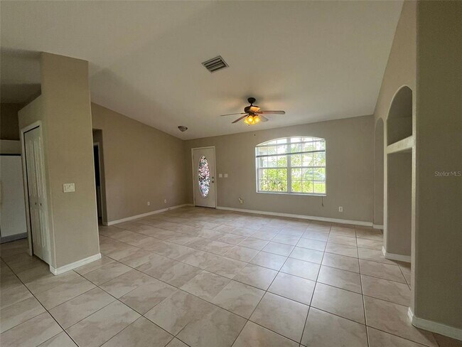 Building Photo - 3605 Caballero Ave