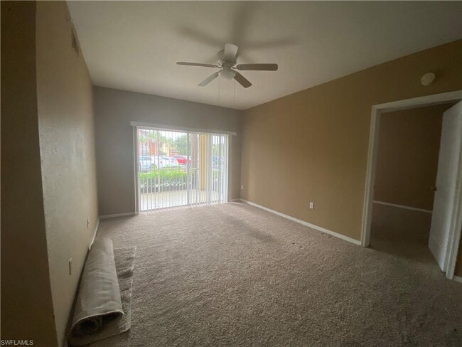 Building Photo - 6400 Aragon Way