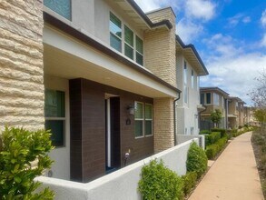 Building Photo - 16750 Coyote Bush Dr