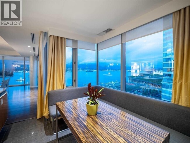 Building Photo - 1169 W Cordova St