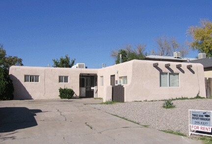 Primary Photo - 4209 Delamar St NE