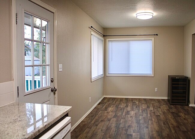 Foto del edificio - 2813 N Francis St