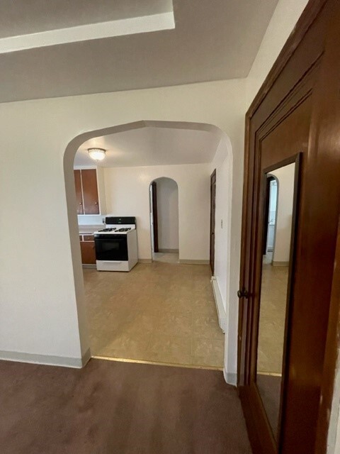 Living area looking into Kitchen - 2123 16th St