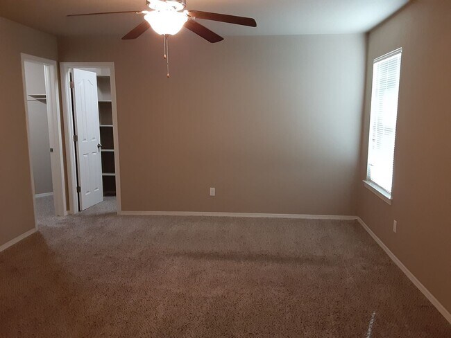Building Photo - Anthony NM Rental Beauty ready to move in.