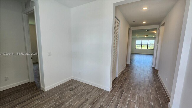 Foto del edificio - 19047 Croft Mill Xing