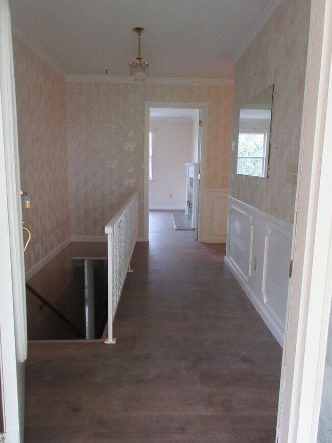 Foto del edificio - 65 Willowbrook Dr