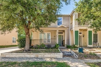 Building Photo - 10721 Traymore Dr
