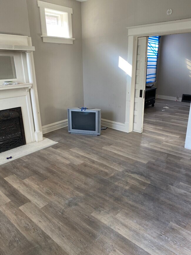 Front room - 5011 Alabama Ave