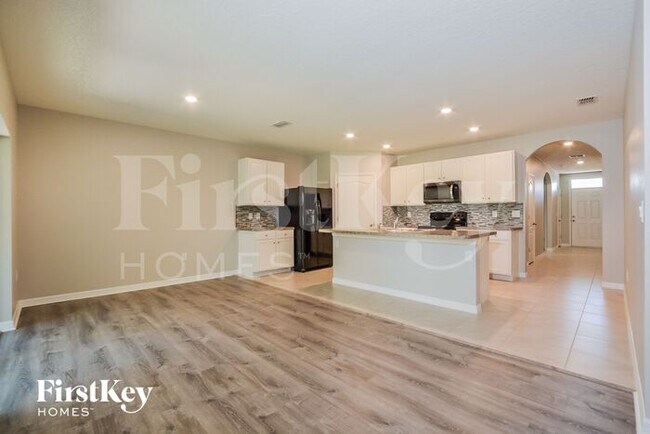 Foto del edificio - 10602 Burlwood Dr