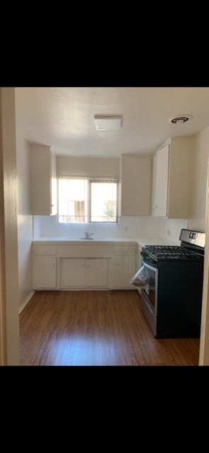 Primary Photo - 12320 Chandler Blvd